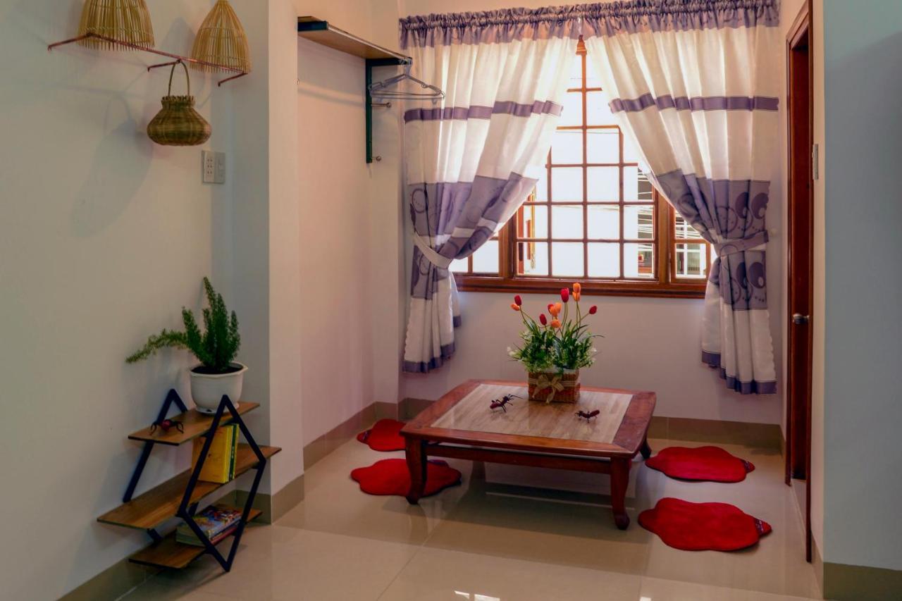 Lotus Homestay トゥイホア エクステリア 写真